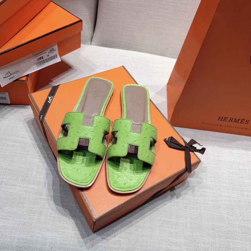 H**mes slippers